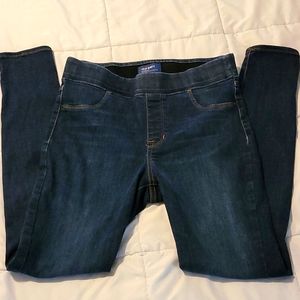 Old Navy Pull on skinny jeans size 10
